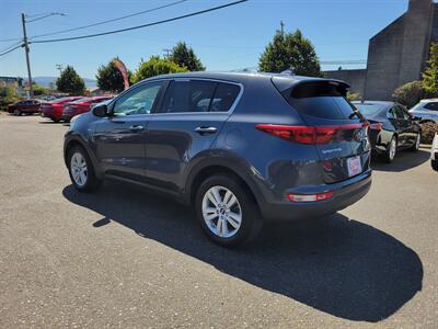 2018 Kia Sportage LX   - Photo 11 - Fortuna, CA 95540