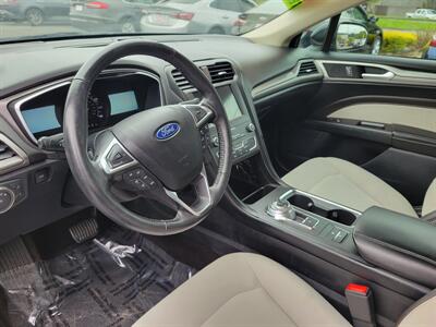 2020 Ford Fusion SE   - Photo 7 - Fortuna, CA 95540