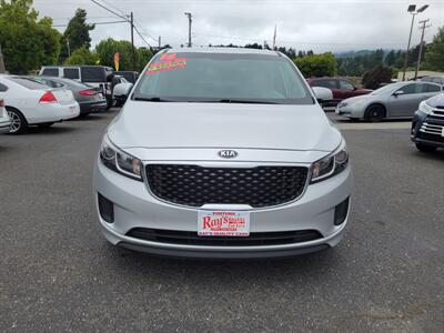 2016 Kia Sedona LX - Photo 2 - Fortuna, CA 95540