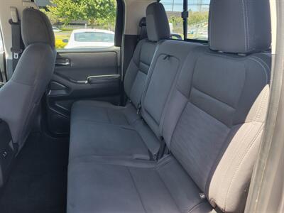2022 Nissan Frontier SV   - Photo 8 - Fortuna, CA 95540