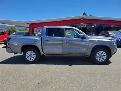 2022 Nissan Frontier SV   - Photo 9 - Fortuna, CA 95540