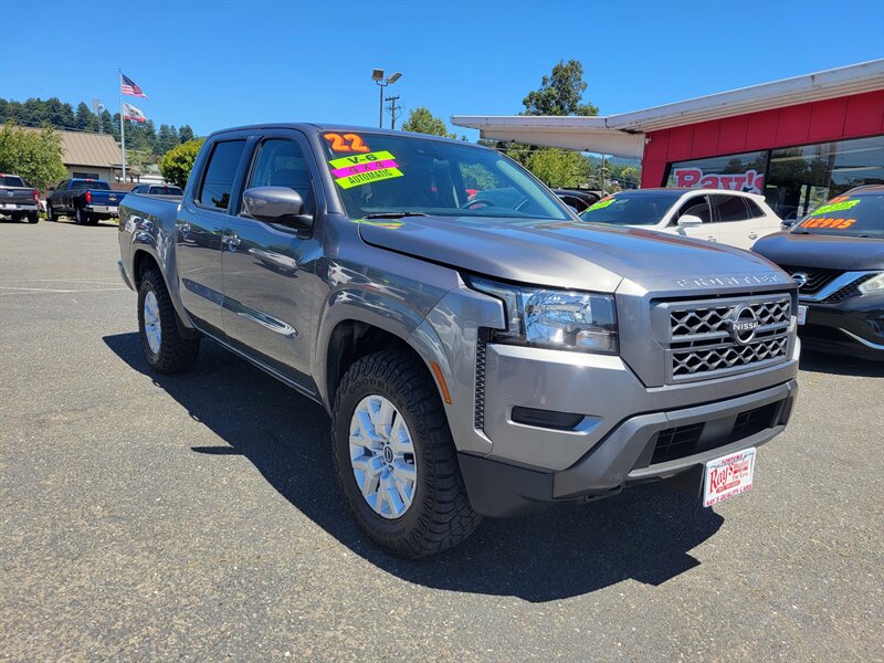 2022 Nissan Frontier SV   - Photo 1 - Fortuna, CA 95540