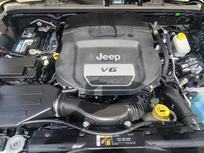 2017 Jeep Wrangler Sport   - Photo 5 - Fortuna, CA 95540