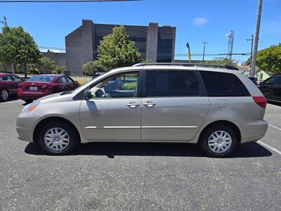 2005 Toyota Sienna LE 8 Passenger   - Photo 4 - Fortuna, CA 95540