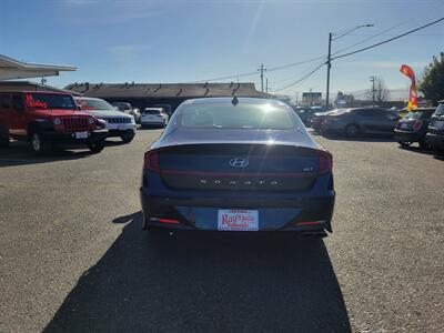 2021 Hyundai SONATA SEL Plus   - Photo 12 - Fortuna, CA 95540