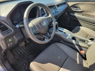 2019 Honda HR-V LX   - Photo 7 - Fortuna, CA 95540