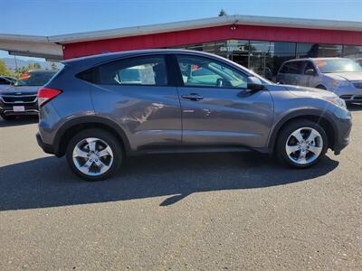 2019 Honda HR-V LX - Photo 8 - Fortuna, CA 95540