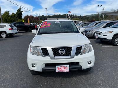 2019 Nissan Frontier PRO-4X   - Photo 2 - Fortuna, CA 95540