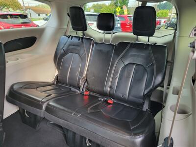 2020 Chrysler Voyager LXi   - Photo 9 - Fortuna, CA 95540