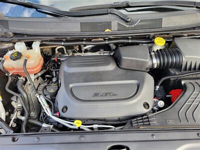 2020 Chrysler Voyager LXi   - Photo 5 - Fortuna, CA 95540