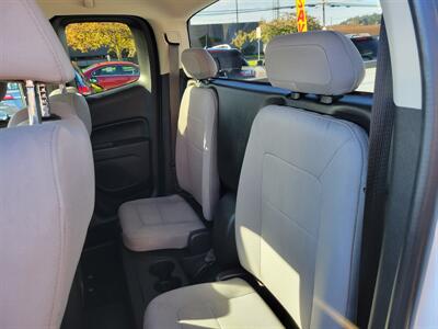 2018 Chevrolet Colorado Work Truck   - Photo 8 - Fortuna, CA 95540