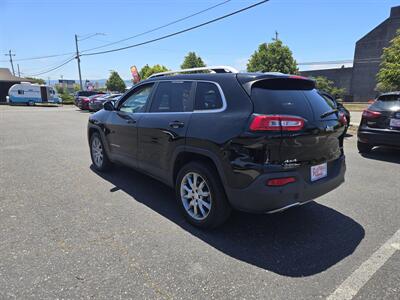 2018 Jeep Cherokee Limited   - Photo 11 - Fortuna, CA 95540