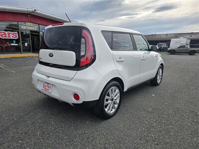2019 Kia Soul + - Photo 13 - Fortuna, CA 95540