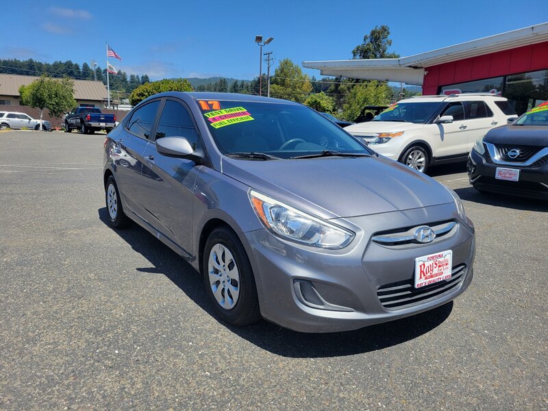 2017 Hyundai ACCENT SE   - Photo 1 - Fortuna, CA 95540