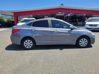 2017 Hyundai ACCENT SE - Photo 10 - Fortuna, CA 95540