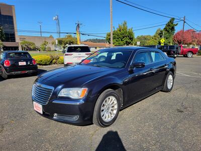 2011 Chrysler 300 Series   - Photo 3 - Fortuna, CA 95540