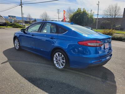 2020 Ford Fusion SE   - Photo 11 - Fortuna, CA 95540