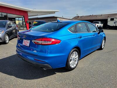 2020 Ford Fusion SE   - Photo 13 - Fortuna, CA 95540