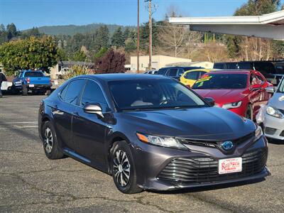 2018 Toyota Camry Hybrid LE   - Photo 1 - Fortuna, CA 95540