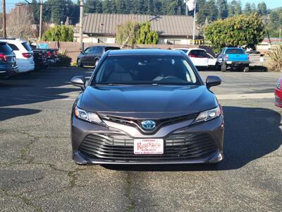 2018 Toyota Camry Hybrid LE   - Photo 2 - Fortuna, CA 95540