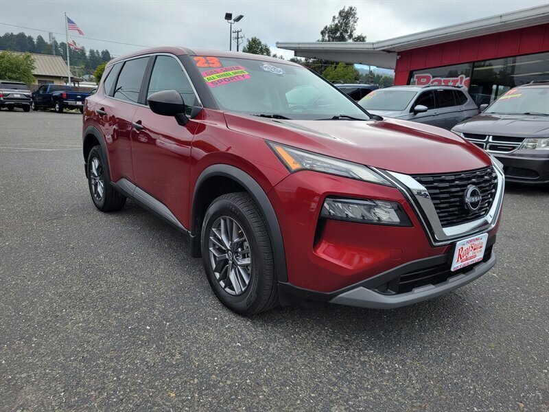 2023 Nissan Rogue S   - Photo 1 - Fortuna, CA 95540
