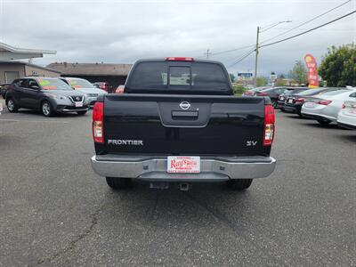 2016 Nissan Frontier SV   - Photo 11 - Fortuna, CA 95540