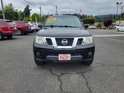 2016 Nissan Frontier SV   - Photo 2 - Fortuna, CA 95540