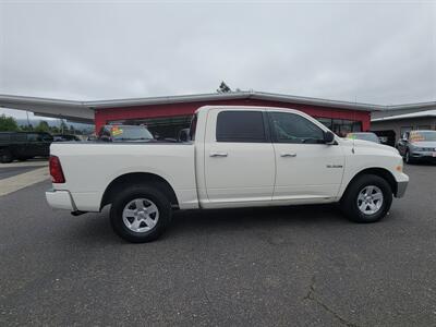2009 Dodge Ram 1500 SLT   - Photo 9 - Fortuna, CA 95540