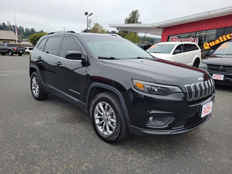 2019 Jeep Cherokee Latitude Plus - Photo 1 - Fortuna, CA 95540