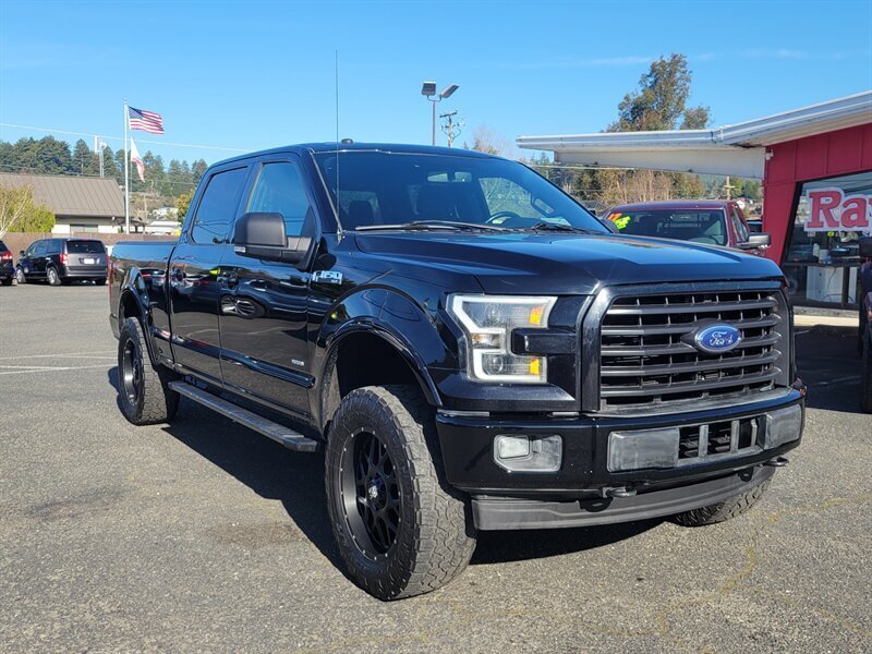 2017 Ford F-150 XLT   - Photo 1 - Fortuna, CA 95540