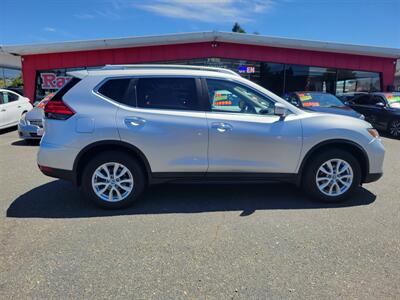 2017 Nissan Rogue SV - Photo 10 - Fortuna, CA 95540