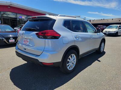 2017 Nissan Rogue SV - Photo 13 - Fortuna, CA 95540