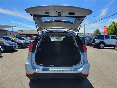2017 Nissan Rogue SV - Photo 9 - Fortuna, CA 95540