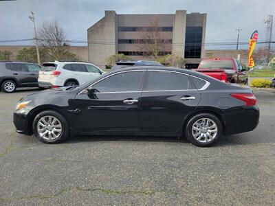 2018 Nissan Altima 2.5 S   - Photo 4 - Fortuna, CA 95540