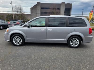 2019 Dodge Grand Caravan SXT   - Photo 4 - Fortuna, CA 95540