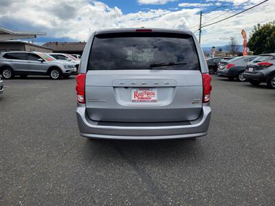 2019 Dodge Grand Caravan SXT   - Photo 13 - Fortuna, CA 95540