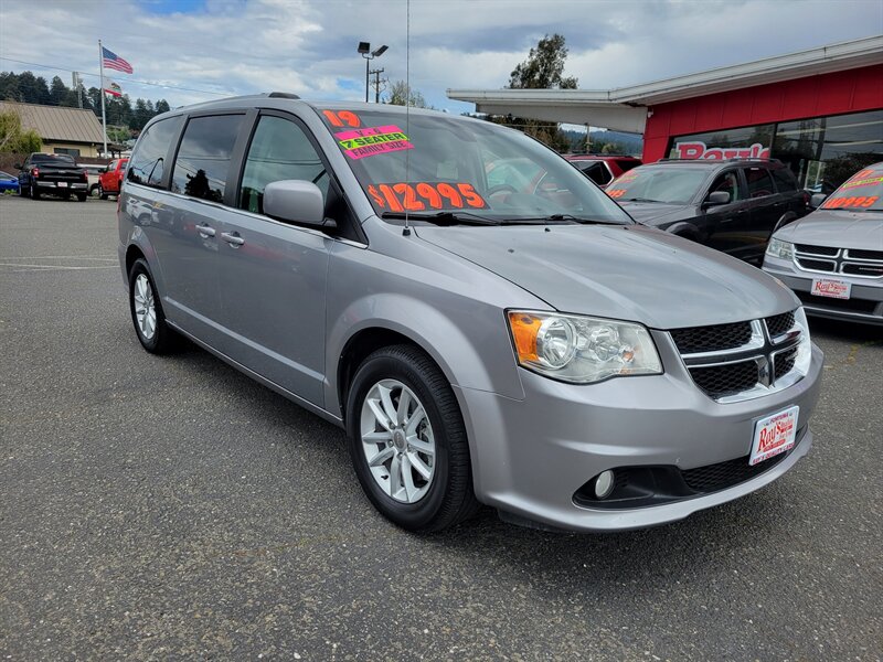2019 Dodge Grand Caravan SXT   - Photo 1 - Fortuna, CA 95540