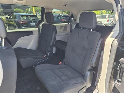 2019 Dodge Grand Caravan SE   - Photo 8 - Fortuna, CA 95540