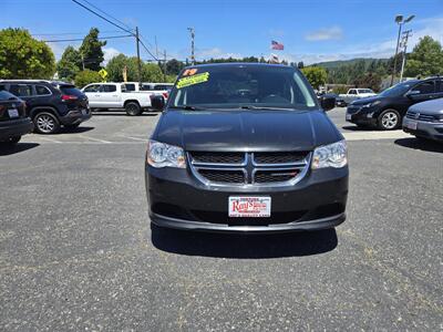 2019 Dodge Grand Caravan SE   - Photo 2 - Fortuna, CA 95540