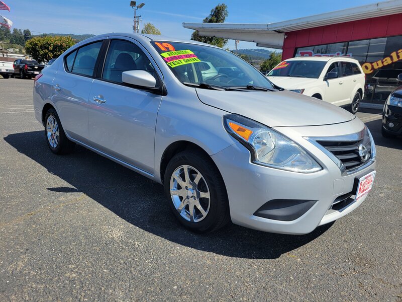 2019 Nissan Versa SV - Photo 1 - Fortuna, CA 95540