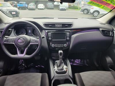 2020 Nissan Rogue Sport SV   - Photo 6 - Fortuna, CA 95540