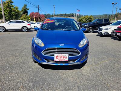 2018 Ford Fiesta SE   - Photo 2 - Fortuna, CA 95540