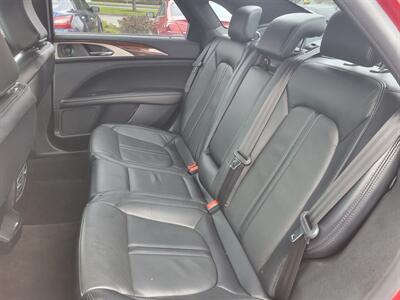 2020 Lincoln MKZ Hybrid Reserve   - Photo 8 - Fortuna, CA 95540