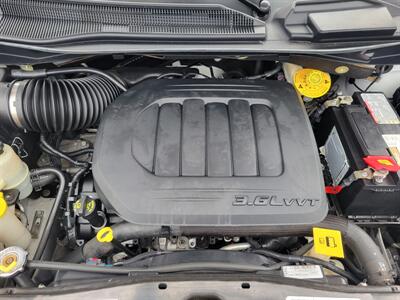 2019 Dodge Grand Caravan SXT   - Photo 5 - Fortuna, CA 95540