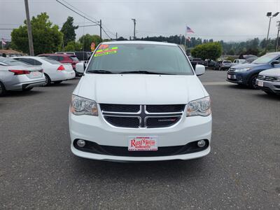 2019 Dodge Grand Caravan SXT   - Photo 2 - Fortuna, CA 95540