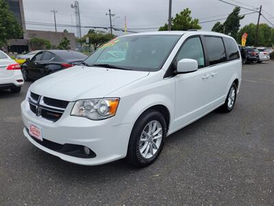 2019 Dodge Grand Caravan SXT   - Photo 3 - Fortuna, CA 95540