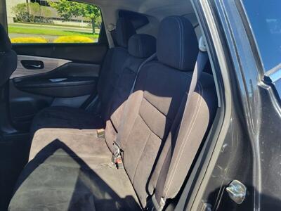2017 Nissan Murano SV - Photo 8 - Fortuna, CA 95540