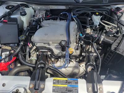 2011 Chevrolet Impala LT - Photo 5 - Fortuna, CA 95540