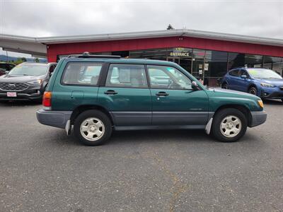 2000 Subaru Forester L   - Photo 10 - Fortuna, CA 95540