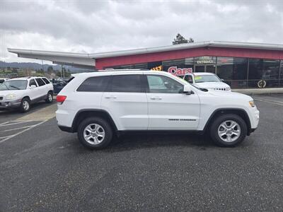 2017 Jeep Grand Cherokee Laredo E   - Photo 10 - Fortuna, CA 95540